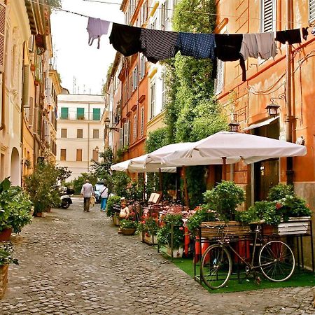 Guest House O Affittacamere La Civetta Di Trastevere B Řím Exteriér fotografie