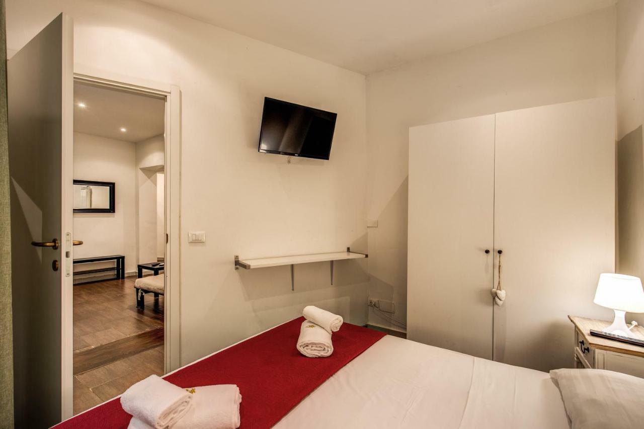 Guest House O Affittacamere La Civetta Di Trastevere B Řím Exteriér fotografie