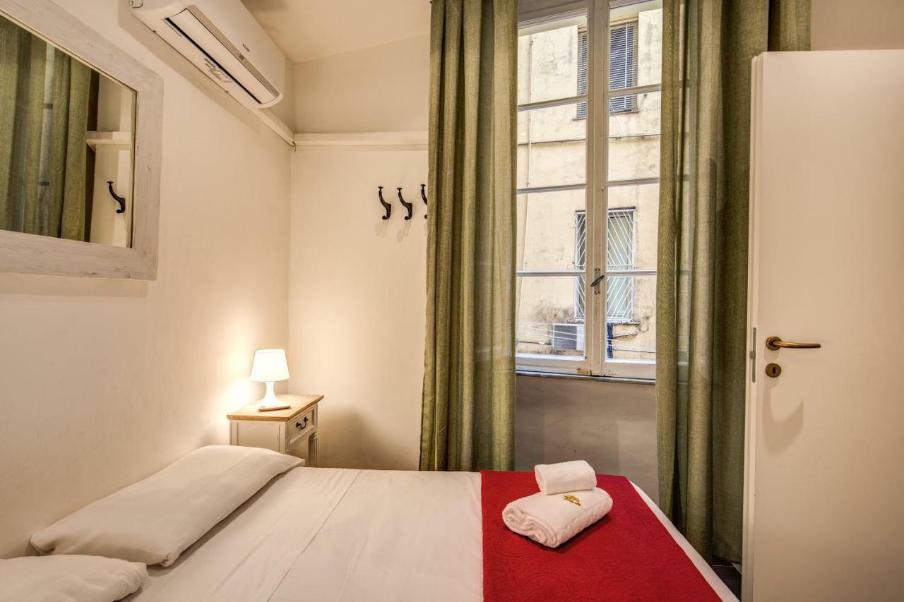 Guest House O Affittacamere La Civetta Di Trastevere B Řím Exteriér fotografie