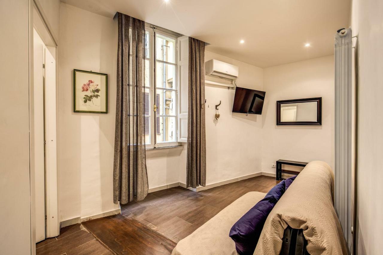 Guest House O Affittacamere La Civetta Di Trastevere B Řím Exteriér fotografie